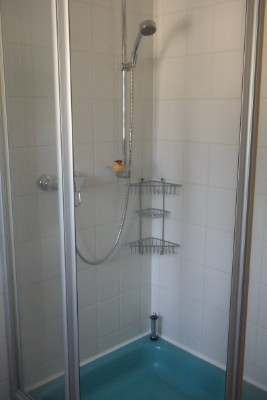 Bad Dusche